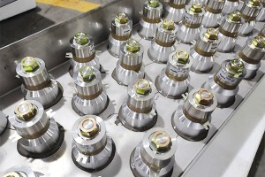 超声波清洗机振子的清洗特点