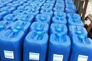 超声波清洗机清洁首饰应该加什么水?